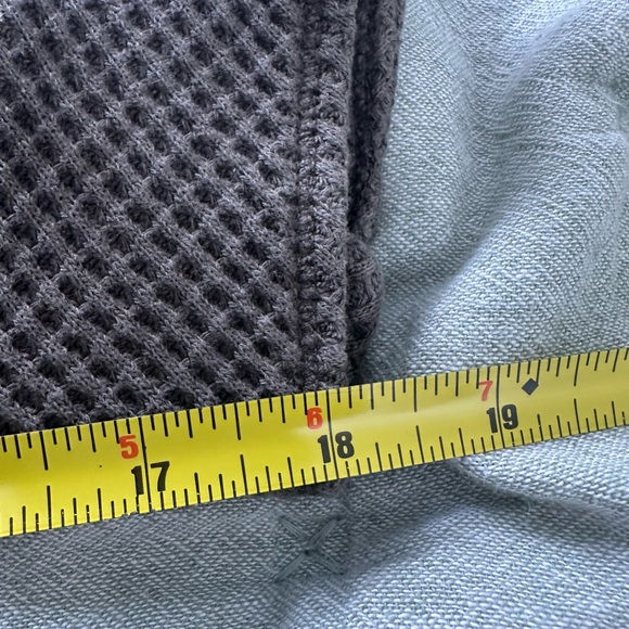 Aerie Women’s LumberJane Waffleknit Shirt Size XL Gray - Picture 9 of 9